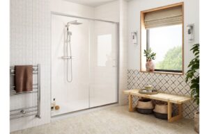 Aqua Silver 1400x700mm Easy-Fit Sliding Door & 45mm Tray Pack - Chrome